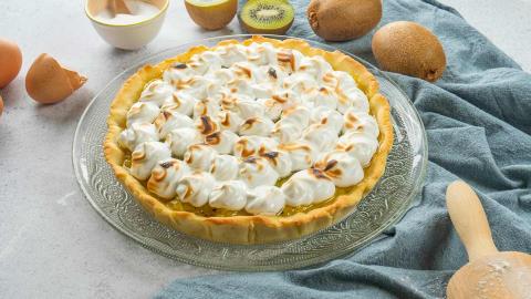 Kiwi Meringue tart