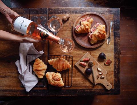 Fig ham croissant