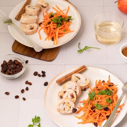 Pollo con manzana y pasas