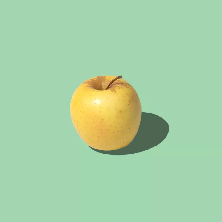 Limousin Apple in a green background