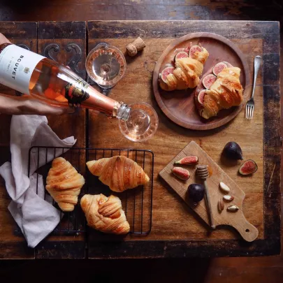 Fig ham croissant