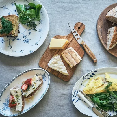 3 Assrts of the cheese dishes