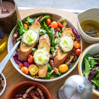 Salade chèvre chaud