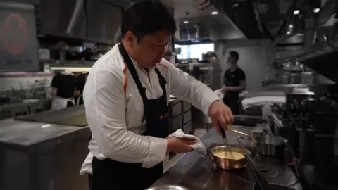 Chef Yuichi Watanabe of Nabeno-Ism